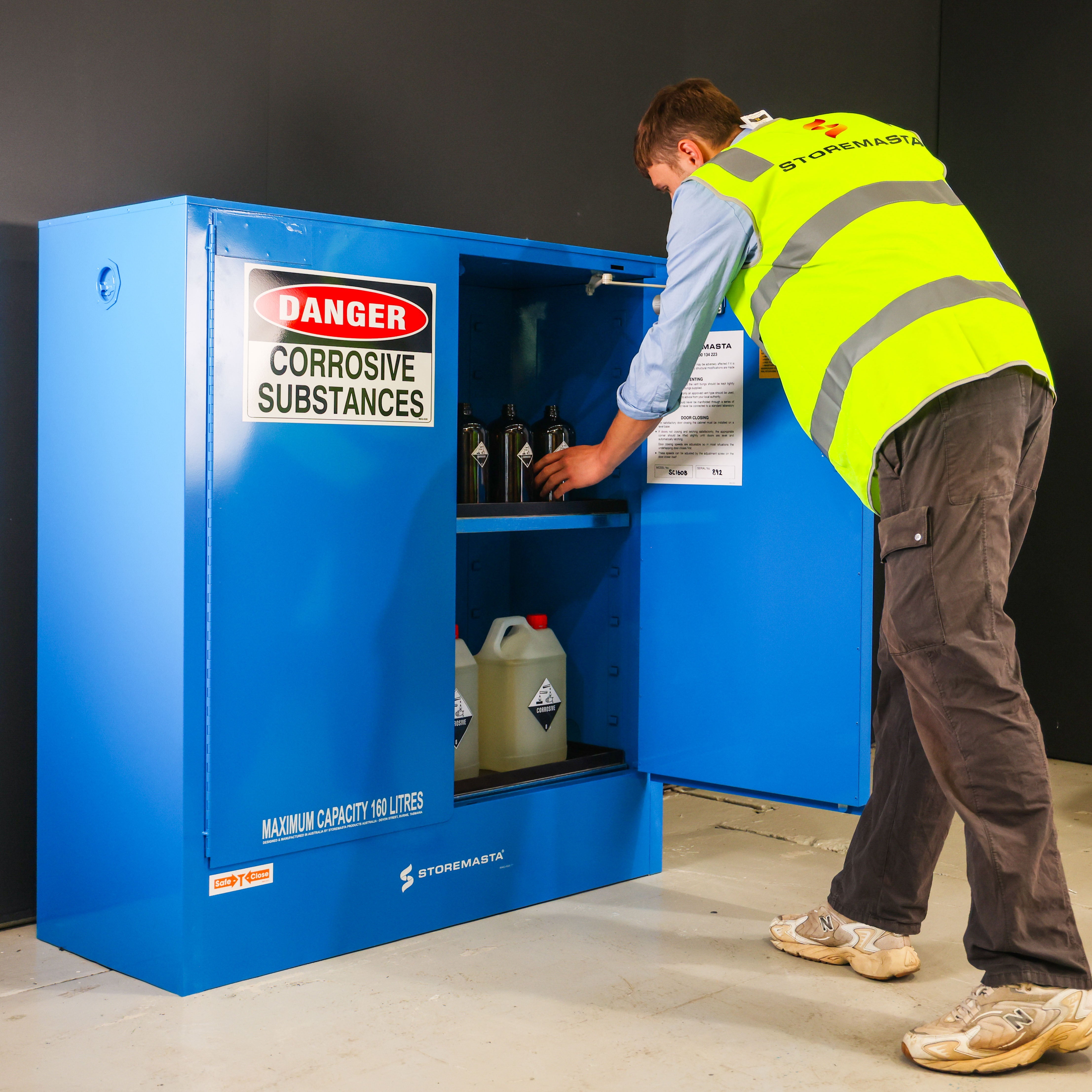 160L - Corrosive Substance Storage Cabinet
