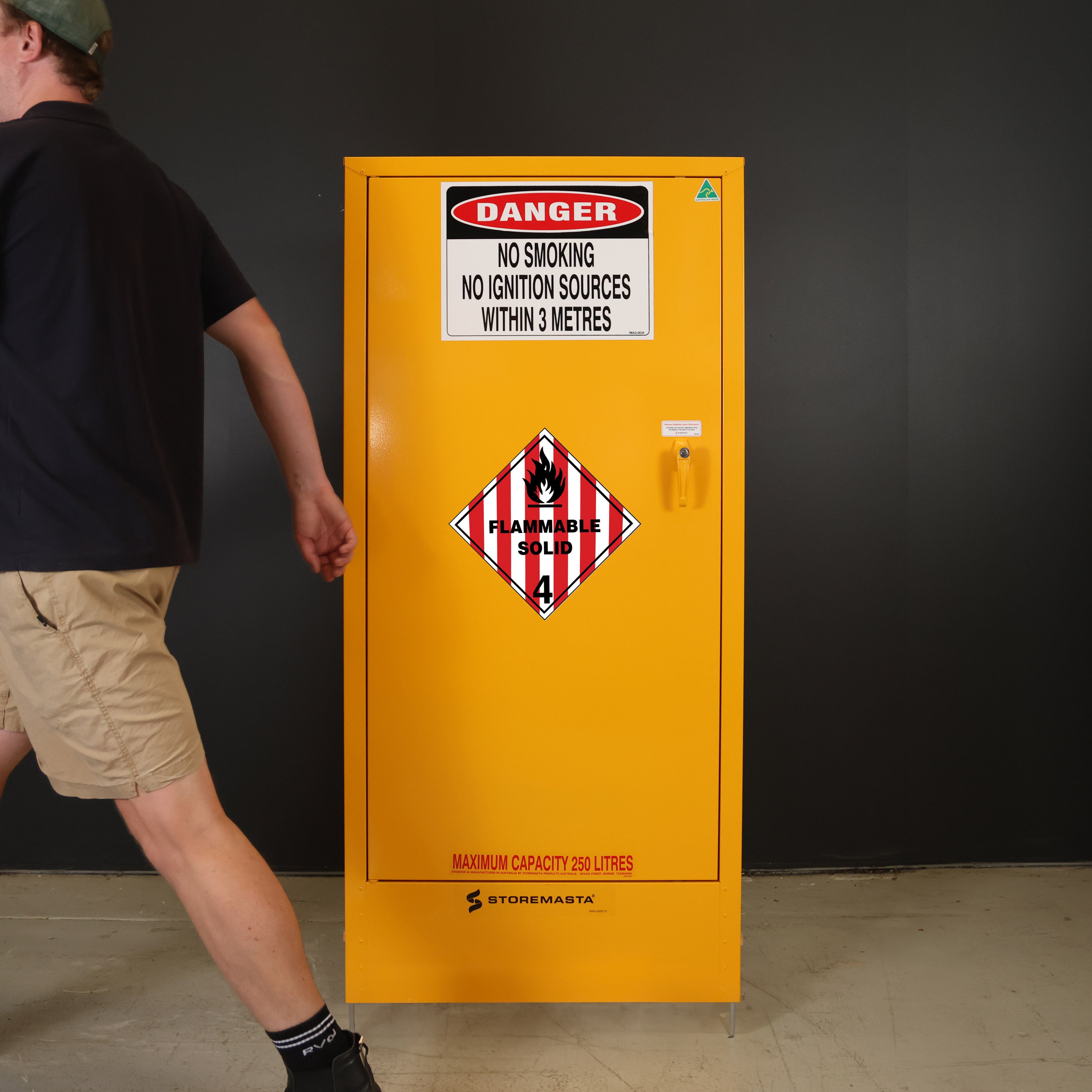 Flammable Solids Storage Cabinet - Single Door - 250L
