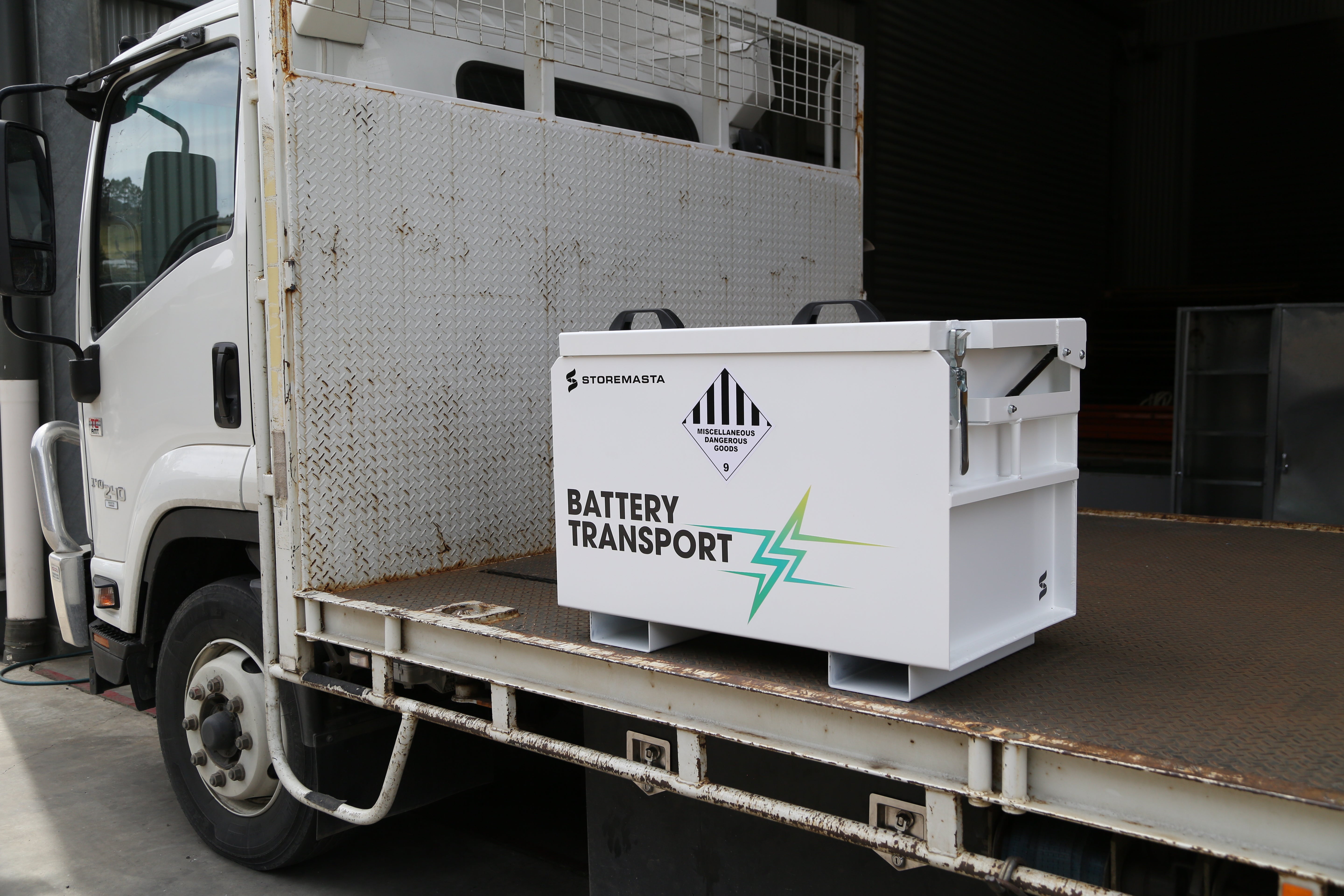 Lithium ion Battery Transport Unit Small Storemasta lithium-ion-battery-transport-unit-small-storemasta