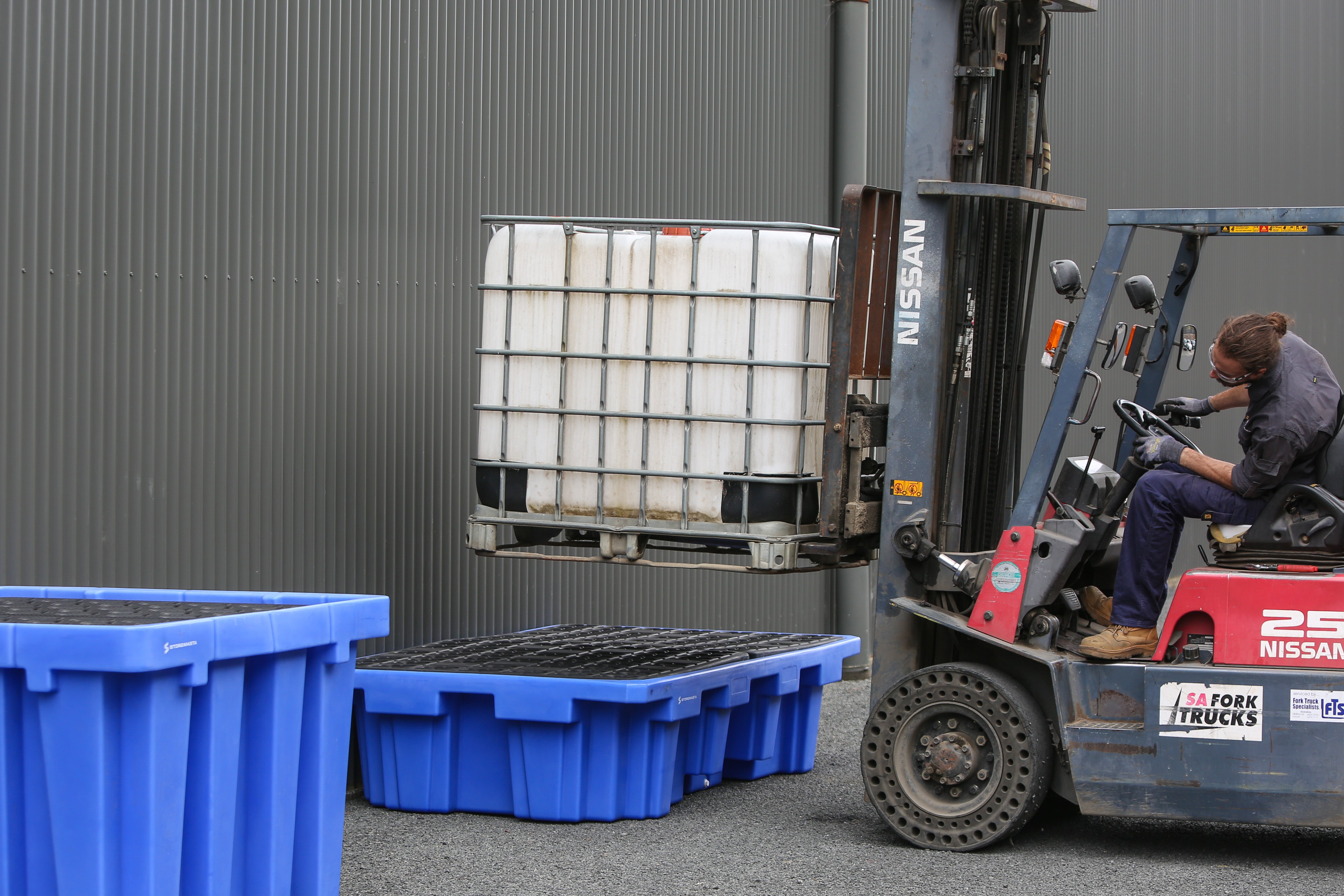 Polyethylene IBC Bund - 2 IBC