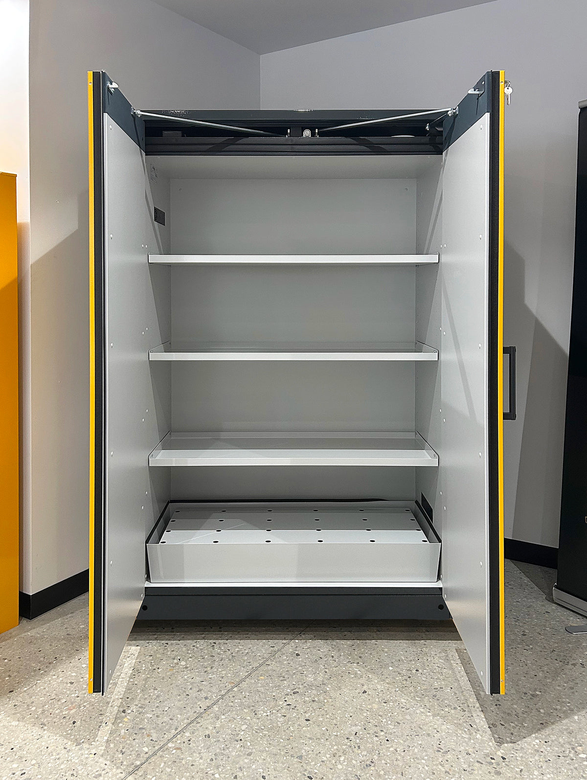 HI-LINE 90 Minute Fire Rated 250L Flammable Storage Cabinet (195.120) FD