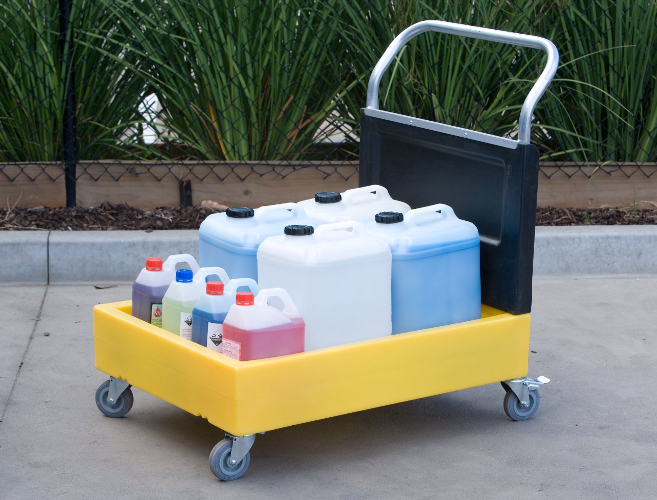 Bunded Storage | Bunding | Chemical Bund | Storemasta