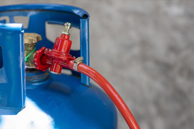 Safely Handle Gas Cylinders