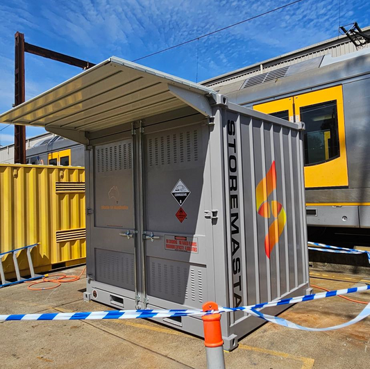 10ft Dangerous Goods Container with Dispensing Station