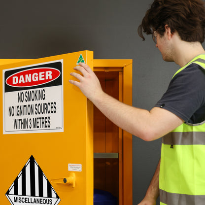 170L - Miscellaneous Dangerous Goods Storage Cabinet