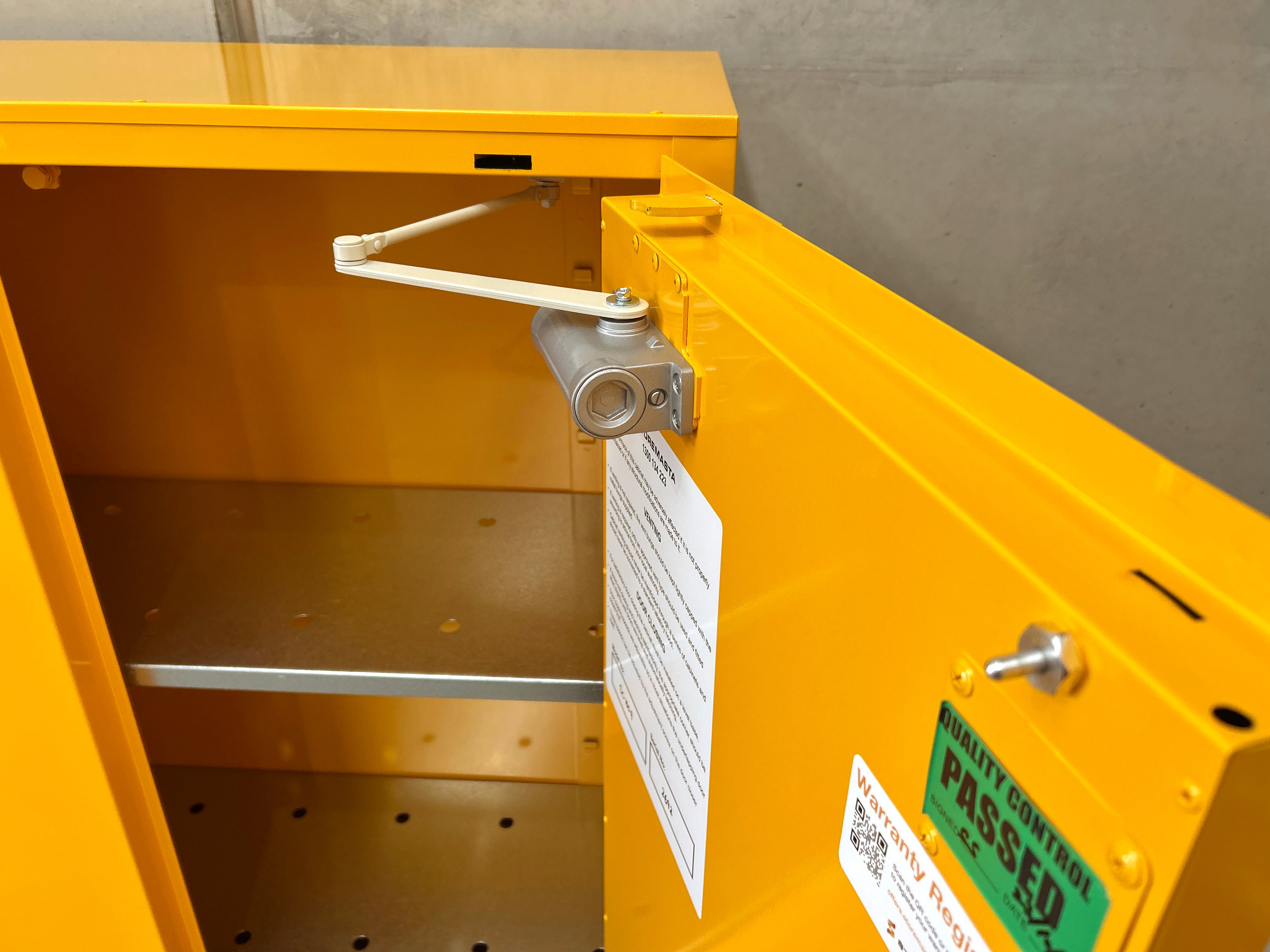 160L - Flammable Liquid Storage Cabinet