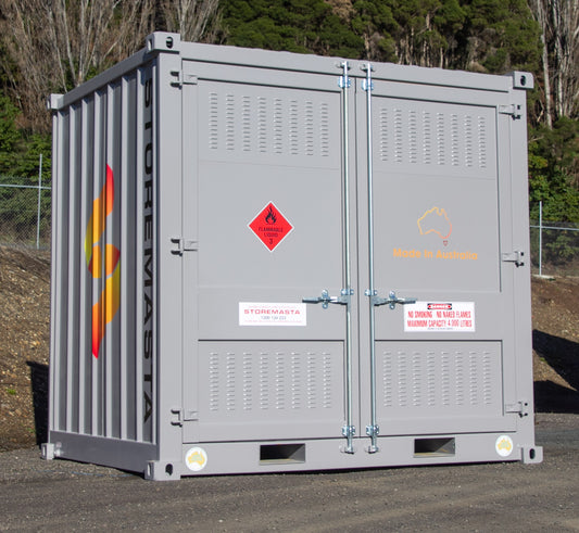 10ft Dangerous Goods Container With Storage Module - Single Level Adjustable Mid Rack