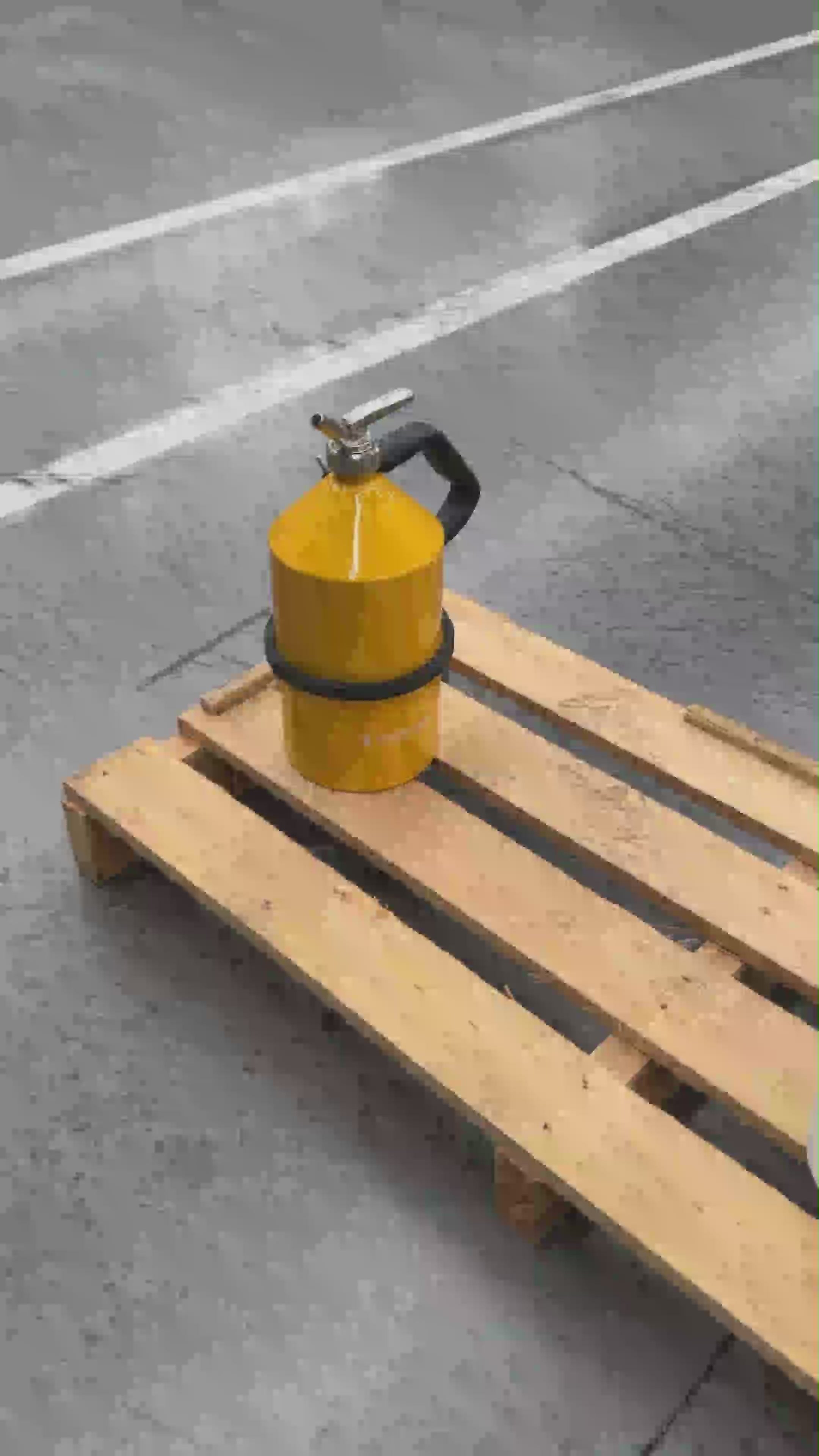1L Safety Can - Signal Yellow with SS Tap
